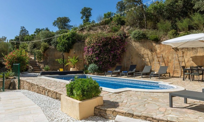 Santa Cristina de Aro Casa | Casa de vacaciones privada con piscina privada, WIFI, A/C, patio, vista panorámica, aparcamiento