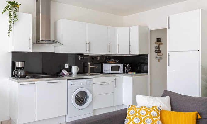 Saint-Medard-en-Jalles Apartamento | Hermoso departamento con balcón