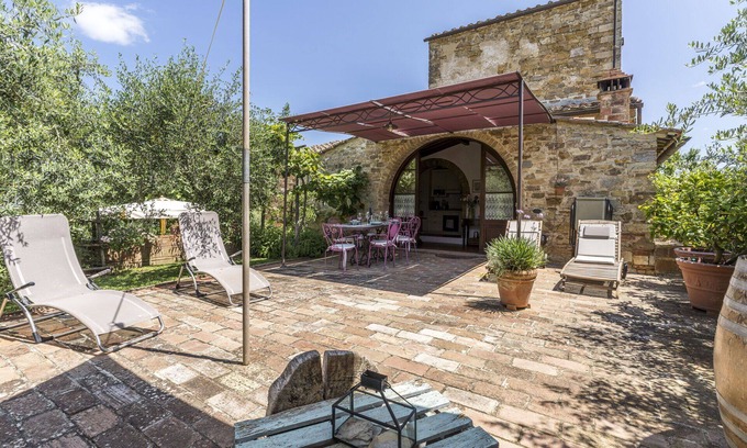 Poggibonsi Villa | Estupenda casa de vacaciones privada con piscina, WIFI, A/C, TV, veranda, cerca de San Gimignano