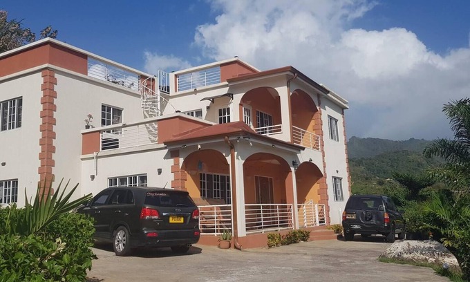 St. George's Apartamento | Beautiful 1-Bed Apartment in Saint George's