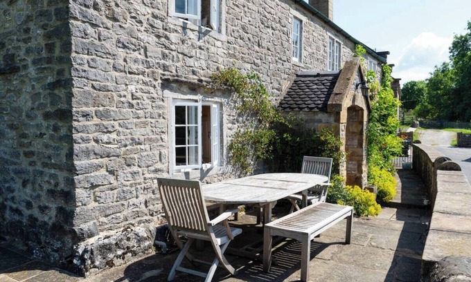 Millers Dale Casa | Beautiful 18th Century Farmhouse in the Heart of the Peak District