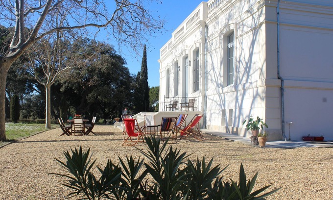 Narbonne Casa | beautiful 19th century mansion
