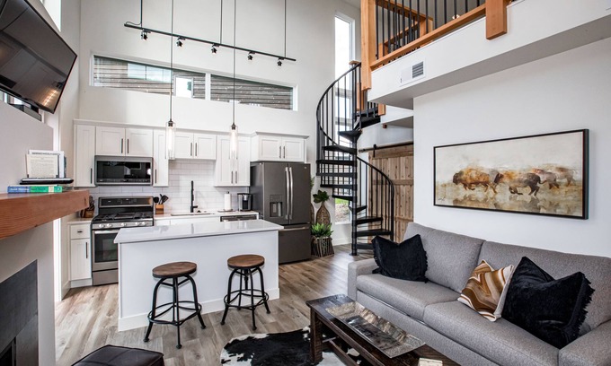 Whitefish Casa | Beautiful 1BD w/ Loft at The Quarry! Amazing Amenities & close to all the fun