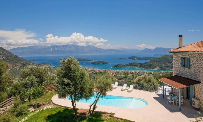 Lefkas Villa | Hermosa villa con excelentes vistas y 2 dormitorios. Perfecto para familias pequeñas.