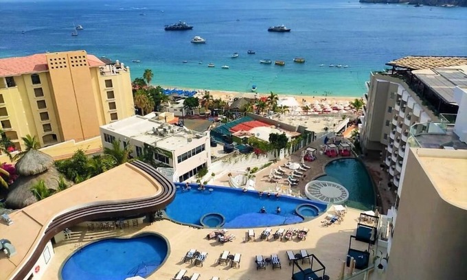 Juárez Hotel | Beautiful, 2 Bedroom suite with ocean view, located in the new Corazon tower.