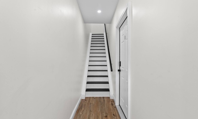 Primos Secane Casa | Beautiful 2 bedroom 1 bath unit 2