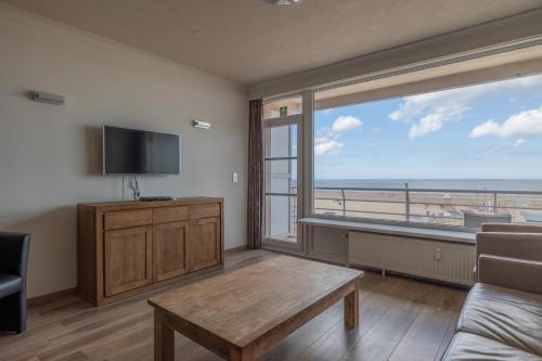 Mariakerke Apartamento | Beautiful 2-bedroom apartment with sea view in Ostend T74