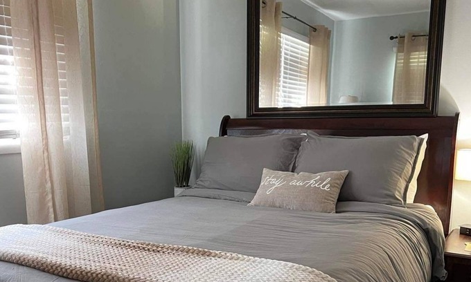Canastota Apartamento | Beautiful 2 bedroom, close to summer fun, great dining and lots of nightlife