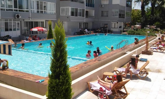 Guzelbahce Apartamento | Precioso piso de 2 dormitorios, con vistas al mar.