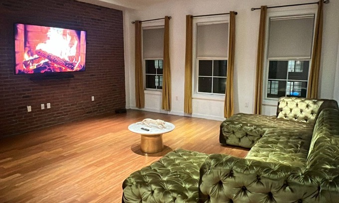 Mott Haven Apartamento | Beautiful 2 bedroom loft