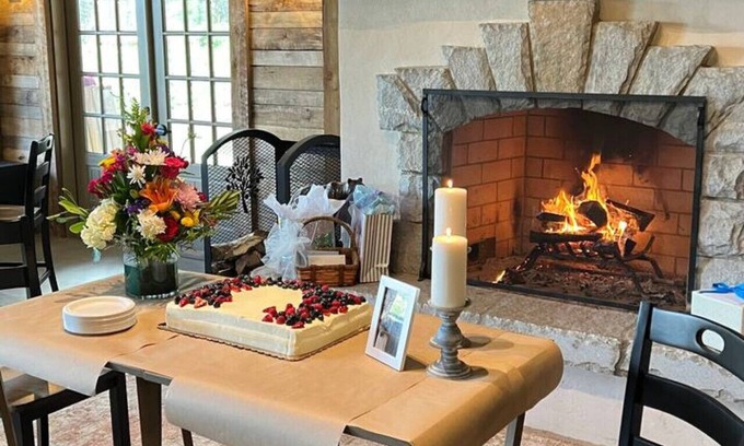 Highlands Cabaña | Beautiful 2-bedroom, sleeps 6, modern mountain chic cottage - Cider Sweet