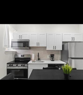 Primos Secane Apartamento | Beautiful 2 bedroom 1 bath unit 2
