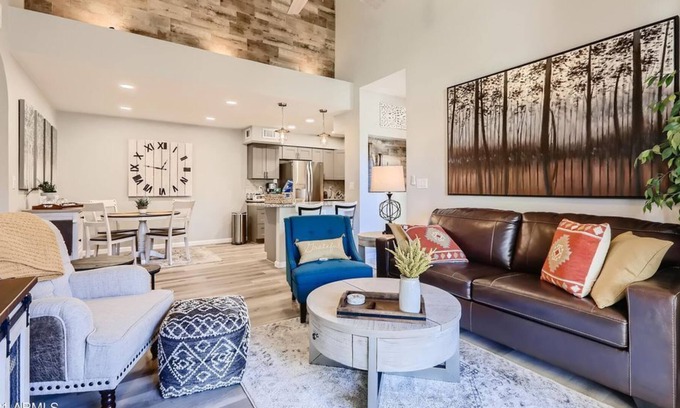 Scottsdale Ranch Apartamento | Beautiful 2 Br. Apartment (218149) by Houzlet