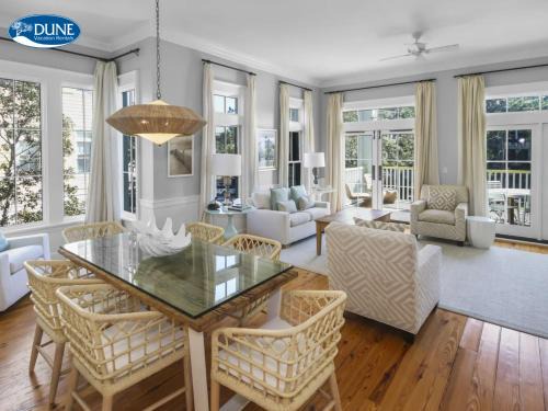 Beach District Apartamento | Beautiful 2 BR WaterColor 6 WaterColor Blvd #201 Steps to Beach Club condo