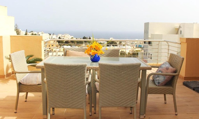 Tal-Ibrag Apartamento | Beautiful 2 Floor Penthouse With Fabulous Views