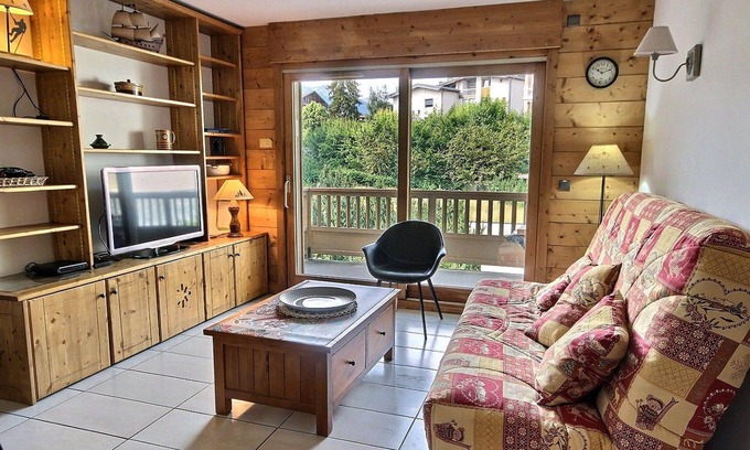 Bourg-Saint-Maurice Apartamento | Hermoso apartamento de 2 habitaciones con balcón, parking y WiFi en Bourg St Maurice