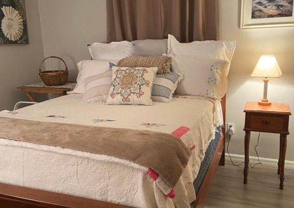 Bayonet Point Casa | Beautiful 2 Room Suite with Private Bath