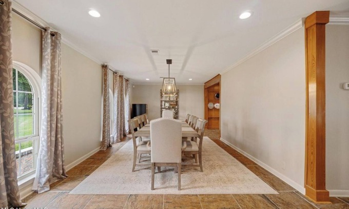 McNeill Casa | Beautiful 263 Acre Lake Front Estate