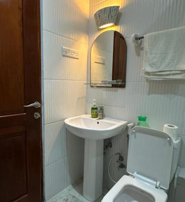 Masaki Apartamento | Beautiful 2BR with a Sea View