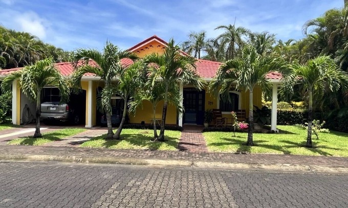 Tambor Casa | Beautiful 3 Bed/3Bath Home Steps from a Private Beach in Paradise!