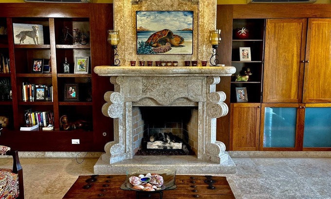 Nopolo Casa | Beautiful 3 bedroom & 3 1/2 bathroom custom Home. Amazing Ocean View