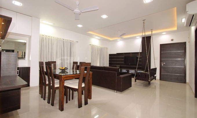 Rajkot Apartamento | Precioso apartamento de 3 dormitorios cerca de Crystal Mall, Kalawad Road, Rajkot