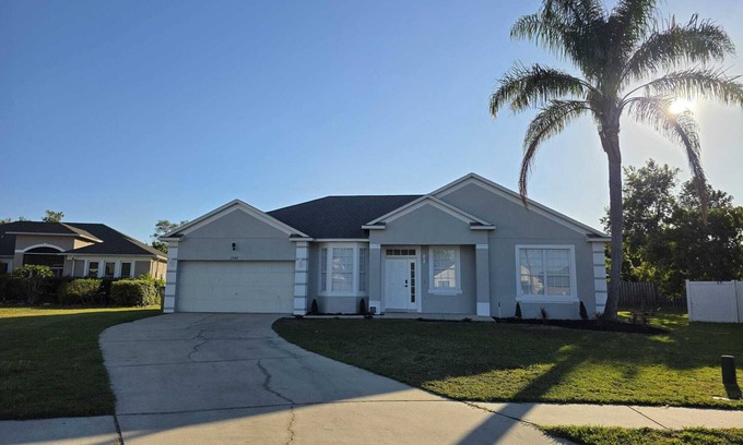Pebble Point Casa | Beautiful 3-bedroom house in lovely Kissimmee, Close to everything.