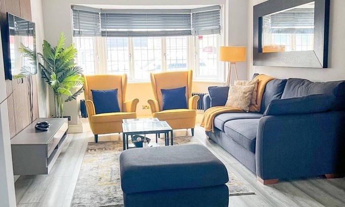 Havering Casa | Beautiful 3 Bedroom House in a fully residential area