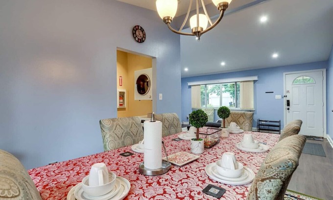 Alexandria West Apartamento | Beautiful 3 bedrooms and 2 baths with free parking