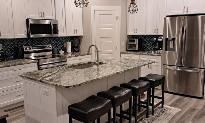 Corpus Christi Casa | Beautiful 3-BR townhome with WiFi, AC, W/D, plunge pool on North Padre Island