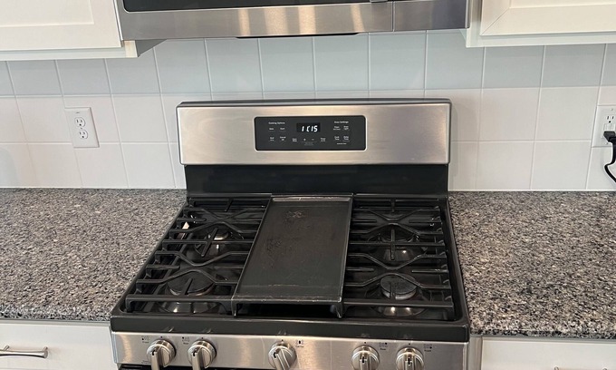 Wake Forest Casa | Beautiful 3 Story Townhome