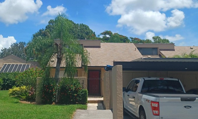 The Meadows Villa | Beautiful 3bed/2bath villa in The Meadows!