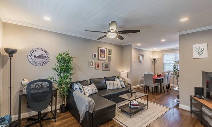 Potomac West Casa | ★ Hermosa casa 3br / 2ba con acogedor patio trasero ★