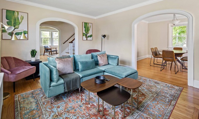 Cove - East Side - Shippan Casa | Beautiful 3BR House in Stamford + Fenced Yard