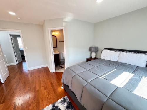 Fort Totten Casa | Beautiful 3BR Updated House DC - Private Parking