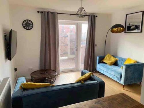 Lincoln Casa | Beautiful 4-Bed House in Lincoln- close to Centre