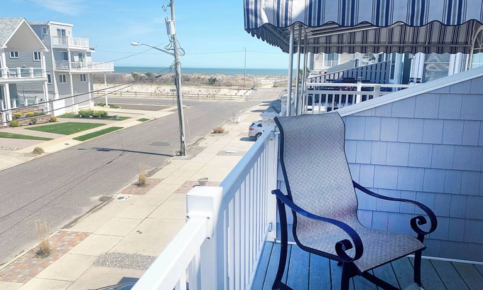 Sea Isle City Casa | Beautiful 4-bedroom, beach block home in Sea Isle City!