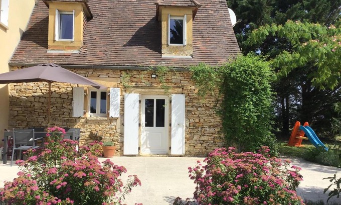 Saint-Cybranet Casa | Beautiful 4 bedroom country cottage sleeps 7