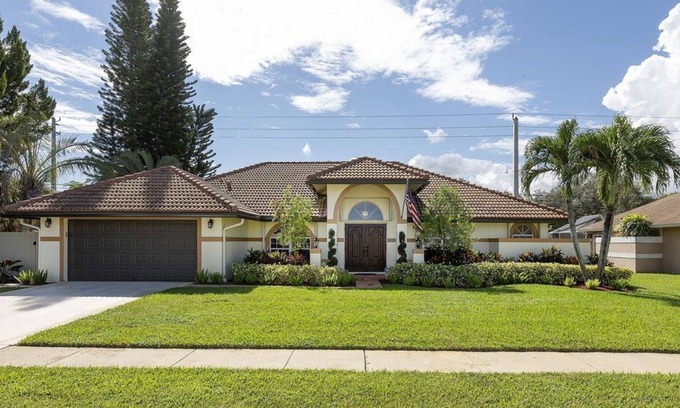 Wellington Apartamento | Beautiful 4 Br. Single family (230519) by Houzlet