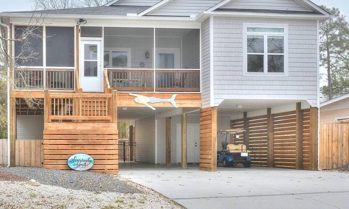 Tranquil Harbour Casa | Beautiful-4BR/3BA Home w/ Foosball,Air Hockey,Golf Cart Rental,Bicycles,Sleeps10