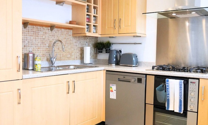 Abingdon Casa | Beautiful 5 bed home near Abingdon and Oxford