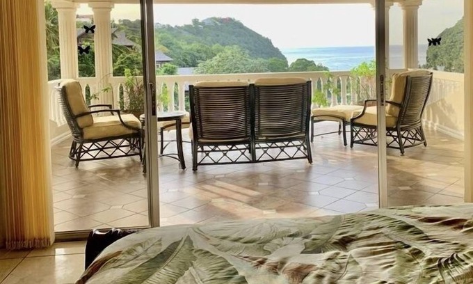 Marigot Bay Villa | Beautiful 5-Bedroom Villa Ashiana in Marigot Bay 5 Villa by RedAwning