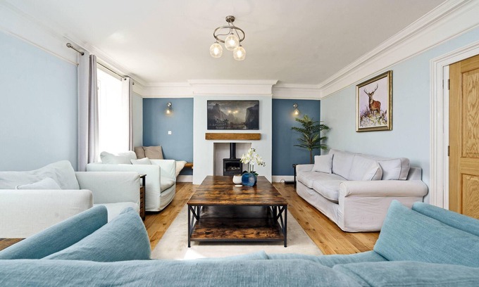 Berwick-upon-Tweed Casa | Beautiful 5 bedroom, 5 bathroom Georgian family home