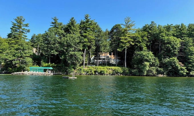 Wolfeboro Casa | Beautiful 6-bed/5-bath home on Wolfeboro Neck w/beach, SW views, AC & Wolfeboro