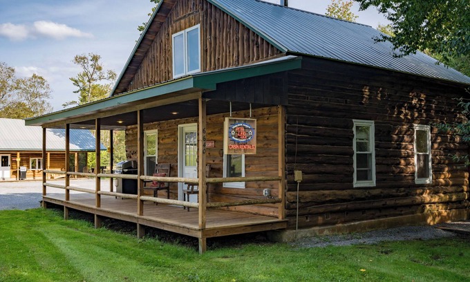 Brantingham Cabina | Hermoso Adirondack Mtn. Alquiler de cabina 365 / día de la familia al aire libre de la diversión!