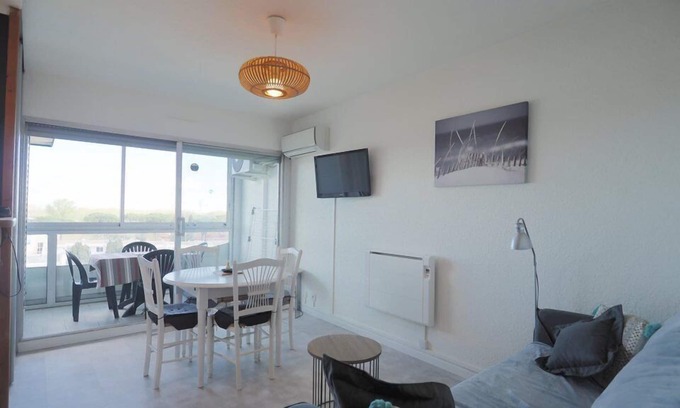 La Petite Motte Apartamento | Beautiful air-conditioned apartment in a residence with swimming pool!