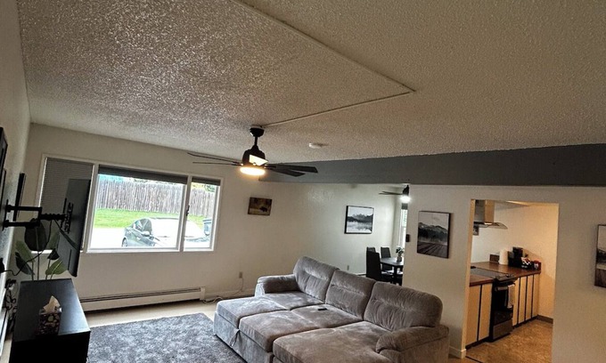 Bayshore - Klatt Apartamento | Beautiful Alaskan 2 Bedroom