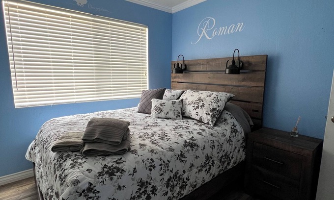 Palmdale Casa | Beautiful and cozy home in Palmdale, CA!