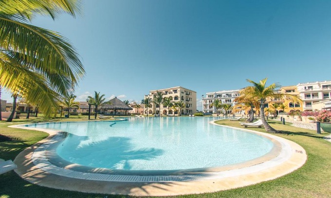 Cap Cana Marina Apartamento | Beautiful and pet friendly apartment at Fishing Lodge A13
