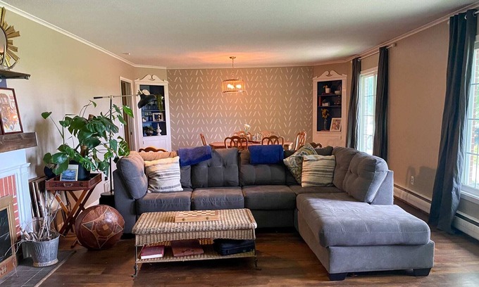 Moorhead Casa | Beautiful and Secluded Full Home in North Moorhead